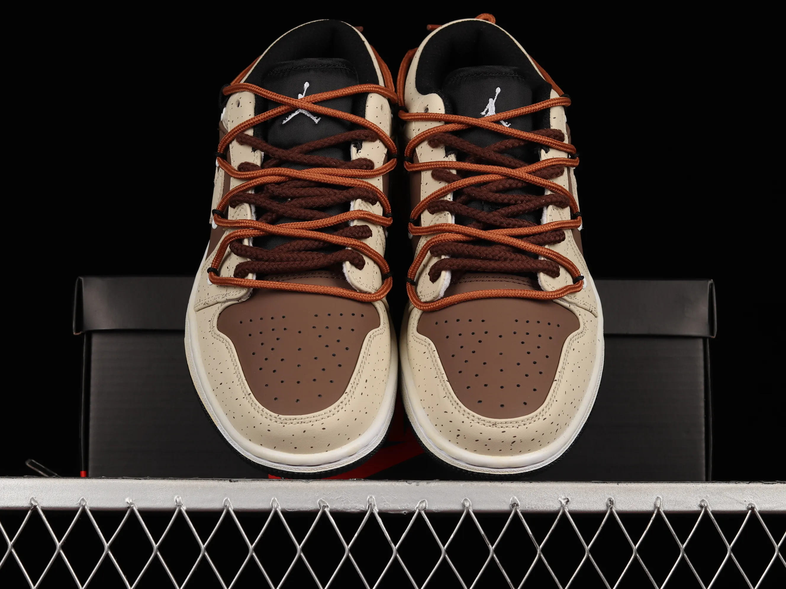 All categories Air Jordan Jordan series basketball shoes Air Jordan 1 Low Air Jordan 1 Low AJ1 Joe 1 customized version Vibe flavor deconstruction Sports culture basketball shoes DH9765-300